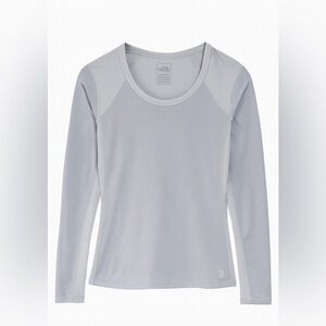 The North Face Women's Gray FlashDry Top size XS‎